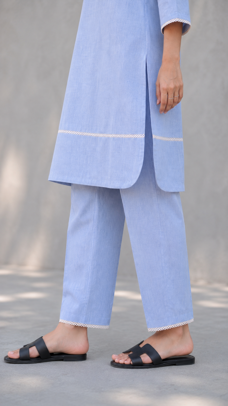 Chambray Kurta & Pants with Lace Detail